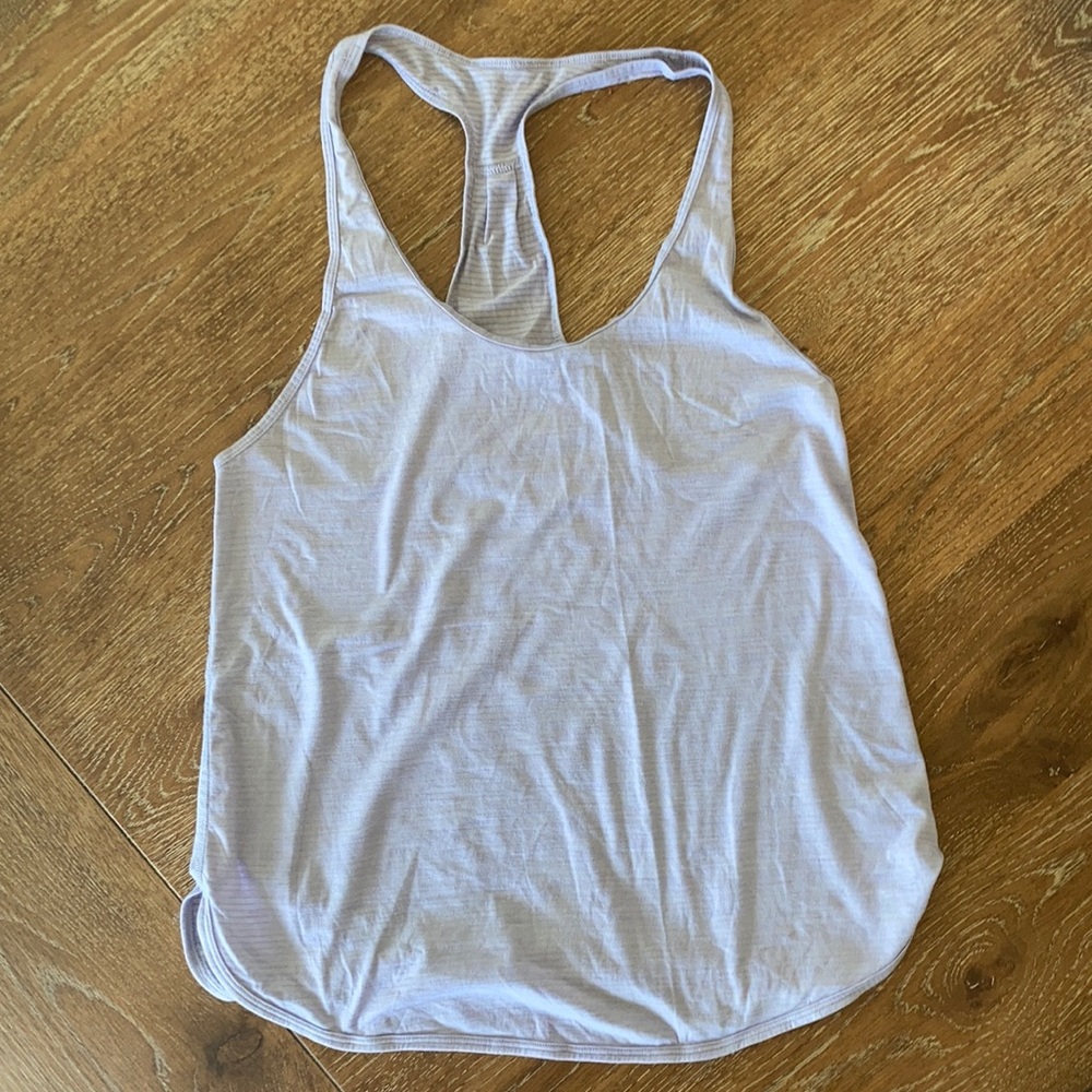 Lululemon tank